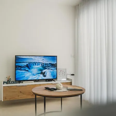 Sea 123 Apartment *
