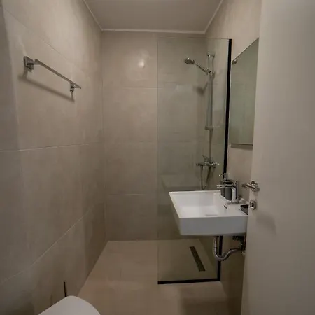 Sea 123 Apartment Sarande