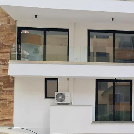 Sea 123 Apartment *